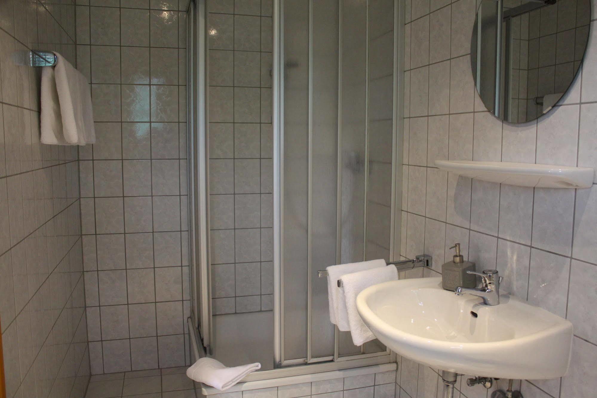 Lindenschaenke Guest house 3*